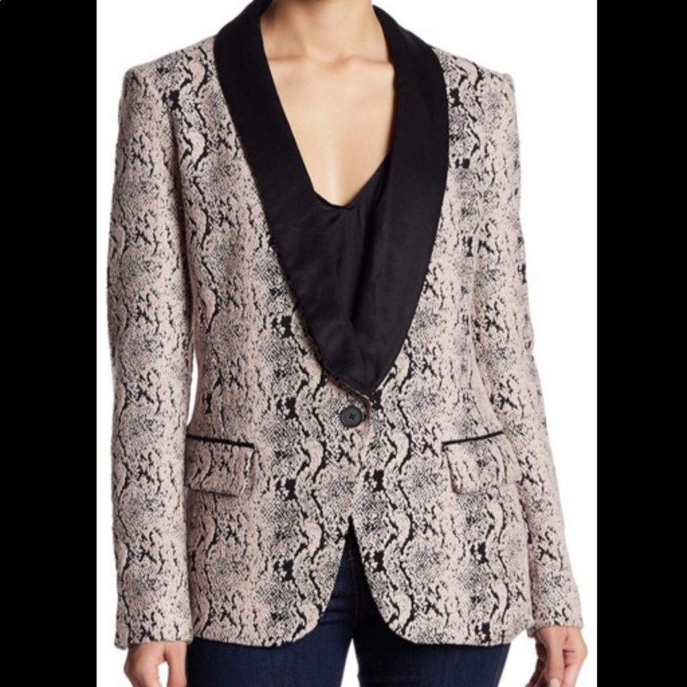 Free People
Modern Print Blazer